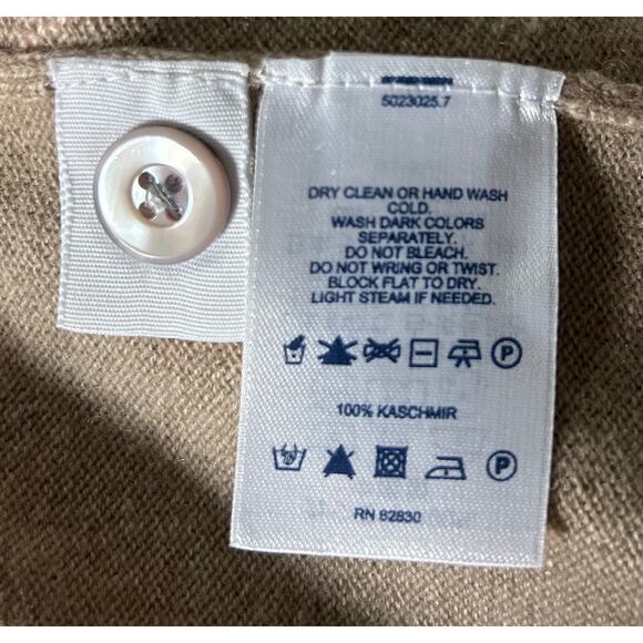 Lands End Women’s Size Small Petite US 6-8 100% Cashmere Sweater Beige - Picture 4 of 4